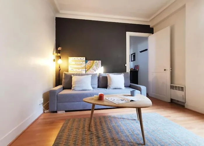 Appartement 45m2 Calm With Elevator 50m To Metro Saint Paul N4-4 *