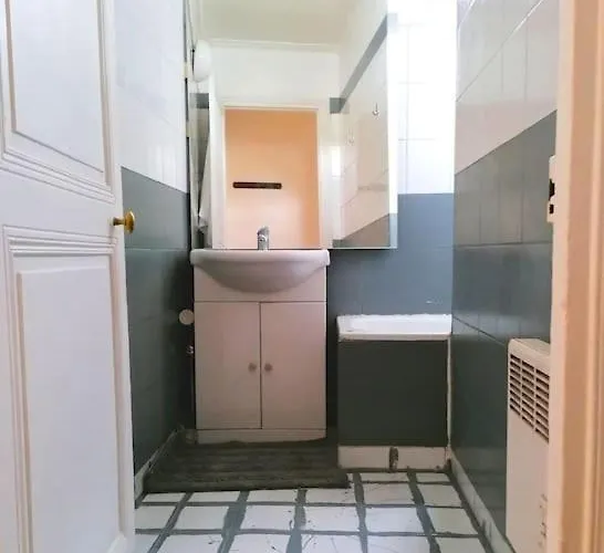 45m2 Calm With Elevator 50m To Metro Saint Paul N4-4 * Paris